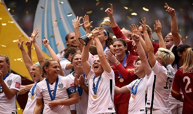 Women's World Cup sparks equality debate * Topsoccer