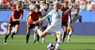 USA's star player Megan Rapinoe in action